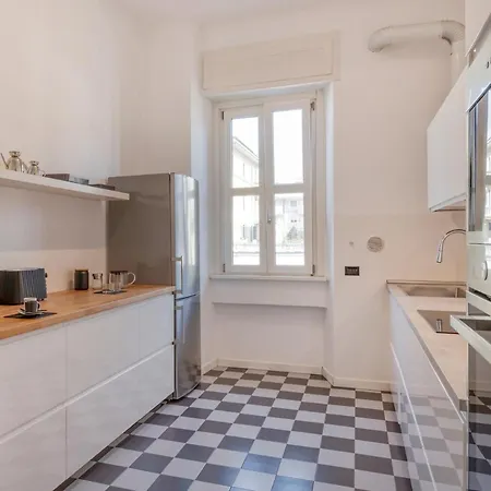 Apartment Trilocale Corso Plebisciti - Dateo